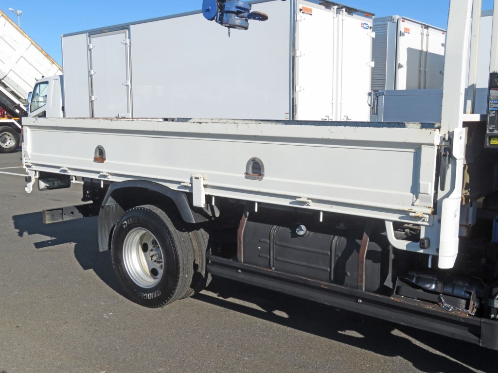 荷台とサイドバンパーの状態です。|日野 デュトロ TKG-XZU650M(2WD)の写真42