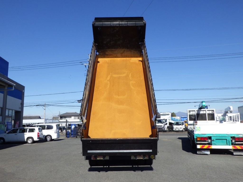 荷台全体の状態です。|三菱 スーパーグレート 2KG-FV70HXの写真7