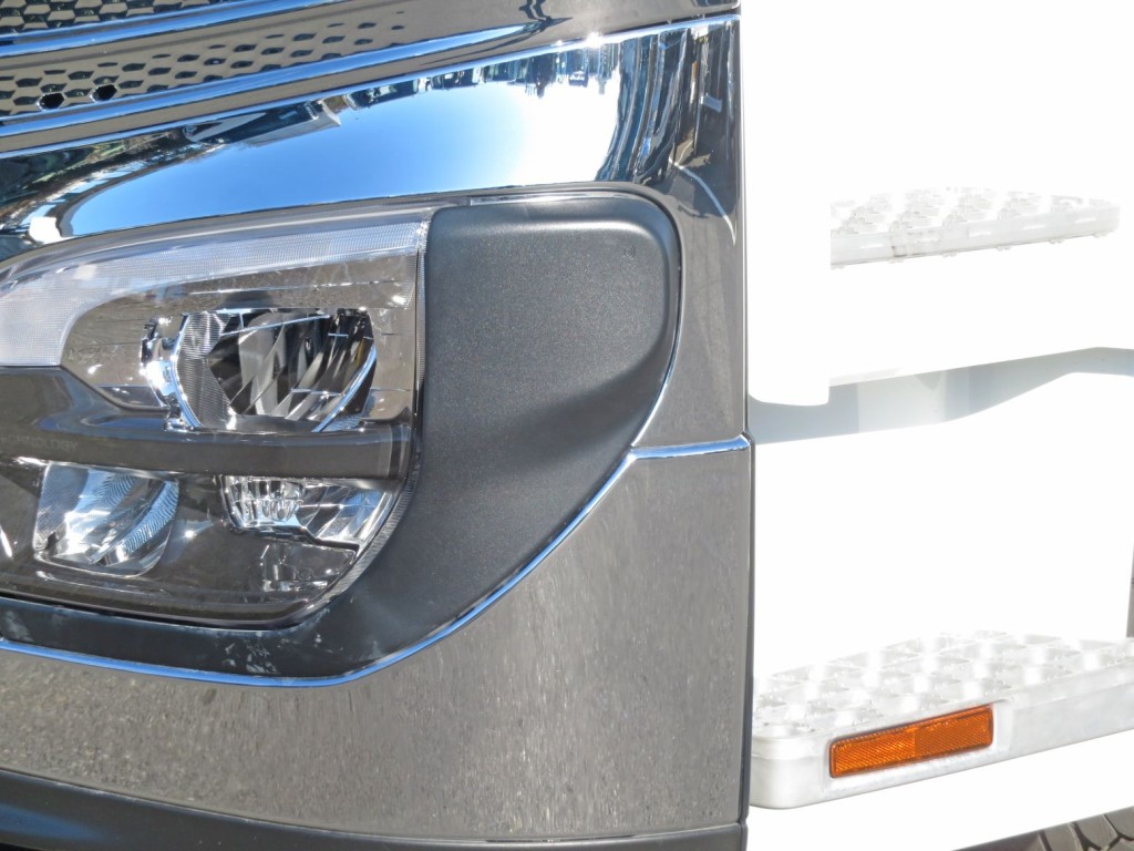 アクティブ・サイドガード・アシスト付きです。|三菱 スーパーグレート 2PG-FV80HZの写真13