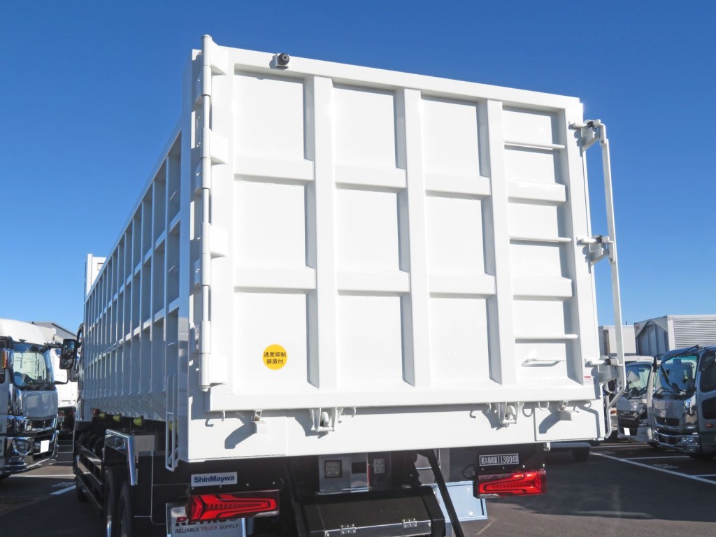 リア扉の状態です。|三菱 スーパーグレート 2PG-FV80HZの写真19