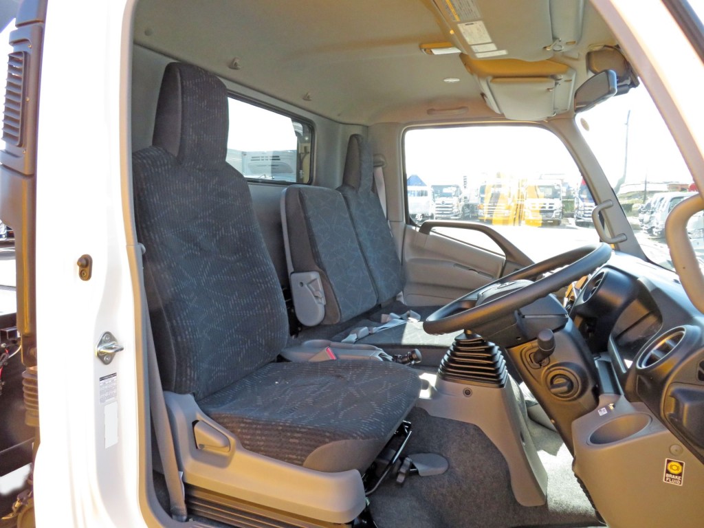 日野 デュトロ 2KG-XZU722M(2WD)の写真6