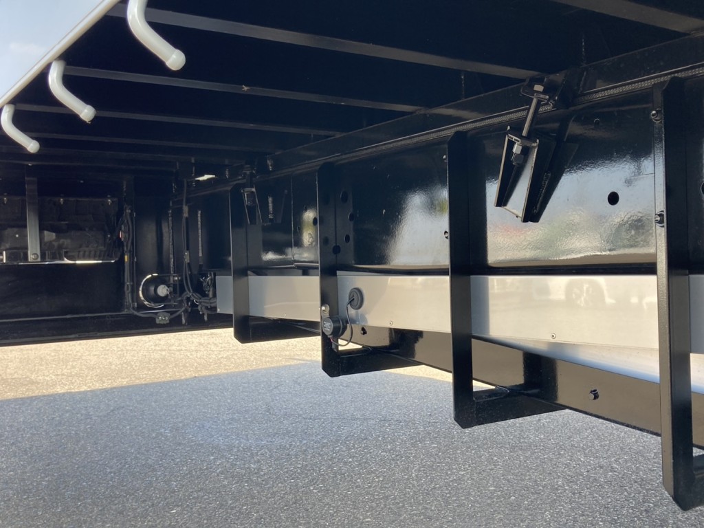 シャーシとネタの状態です。|三菱 スーパーグレート 2KG-FS70HZの写真7