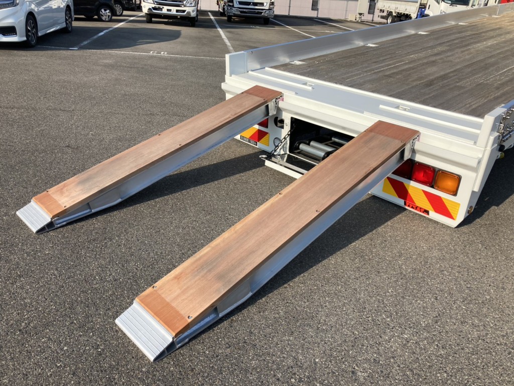 アルミブリッジ（歩み）の状態です。|三菱 スーパーグレート 2KG-FS70HZの写真31