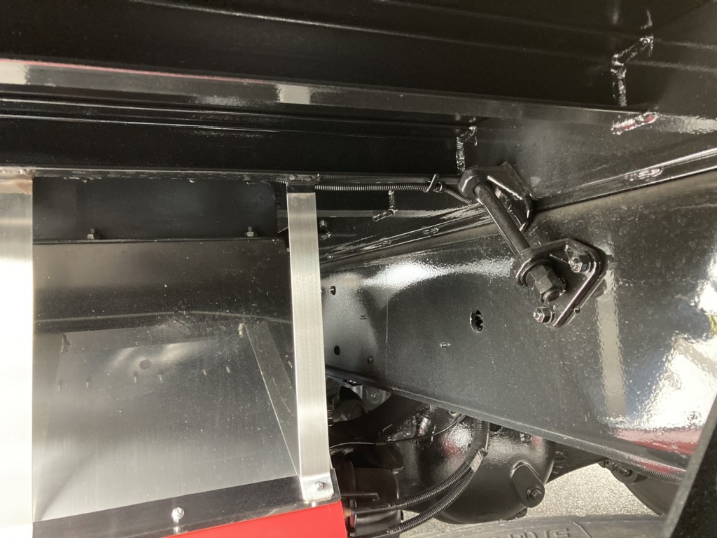 シャーシとネタの状態です。|日野 レンジャー 2DG-GK2ABAの写真6