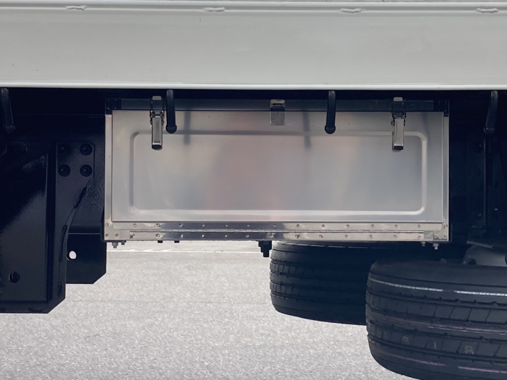 工具箱の状態です。|日野 レンジャー 2DG-GK2ABAの写真35