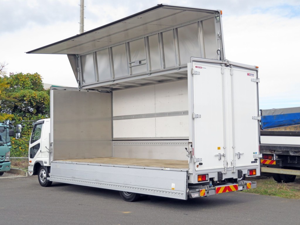 三菱 ファイター 2KG-FK65F(2WD)の写真3