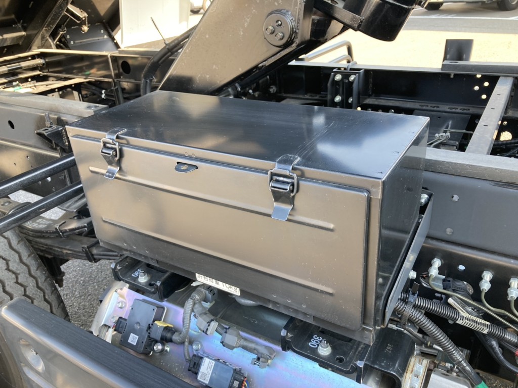 工具箱の状態です。|いすゞ フォワード 2RG-FRR90S3(2WD)の写真23