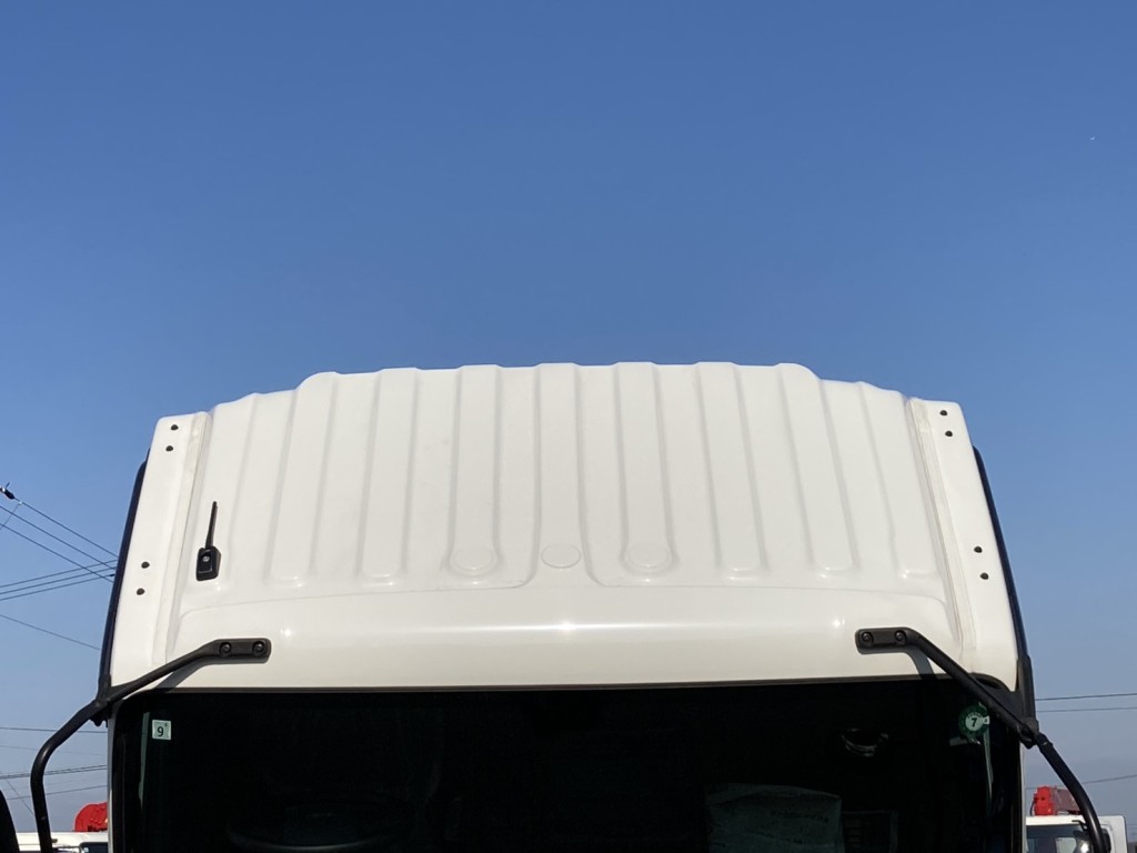 ルーフの状態です。|いすゞ フォワード 2RG-FRR90S3(2WD)の写真33