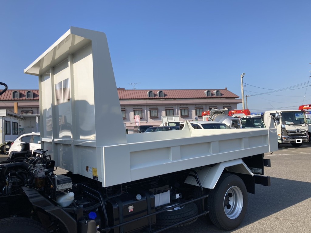 いすゞ フォワード 2RG-FRR90S3(2WD)の写真37