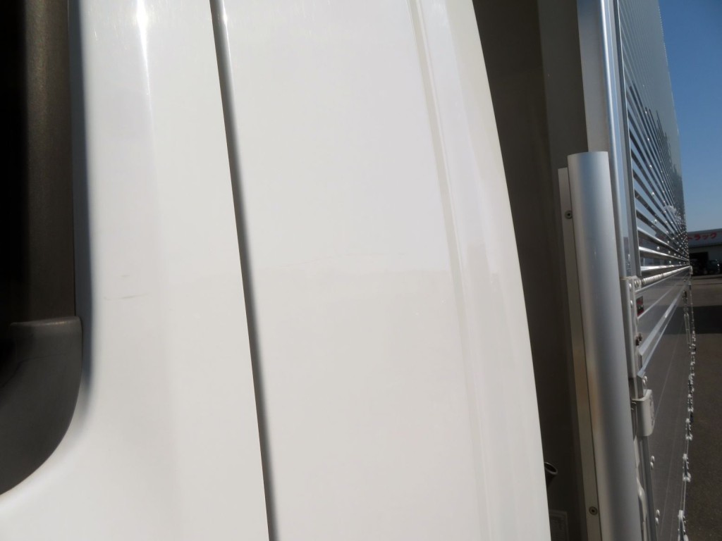 いすゞ フォワード 2RG-FRR90T2(2WD)の写真38