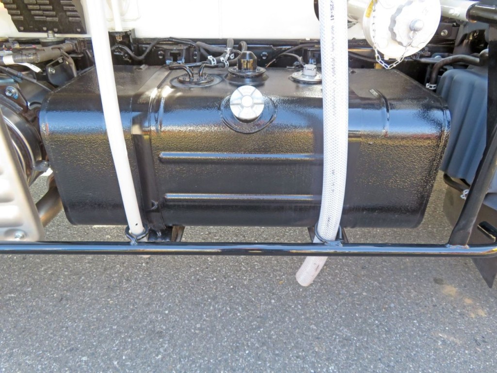 燃料タンクは80Lです。|日野 デュトロ 2KG-XZU600E(2WD)の写真42