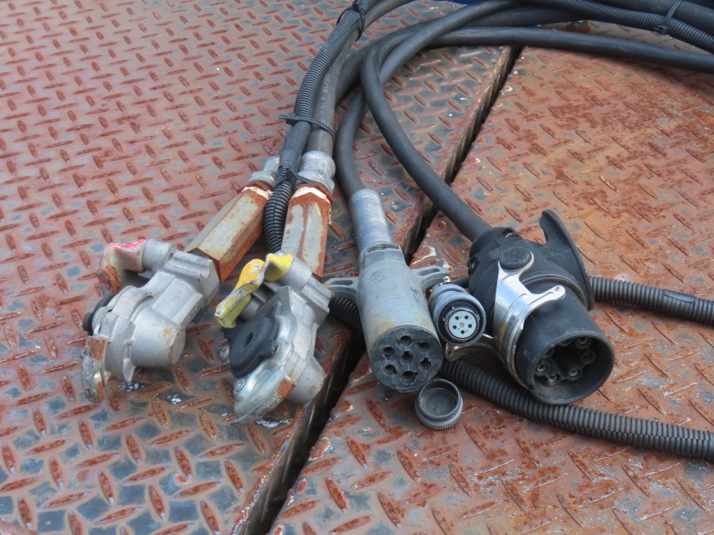 日野 プロフィア QDG-SS1EKDAの写真11