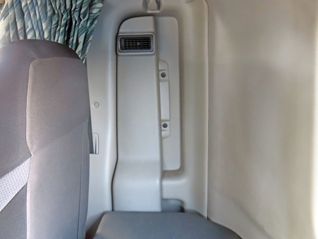 蓄冷式ベッドクーラー付きです。|日野 プロフィア QDG-SS1EKDAの写真19