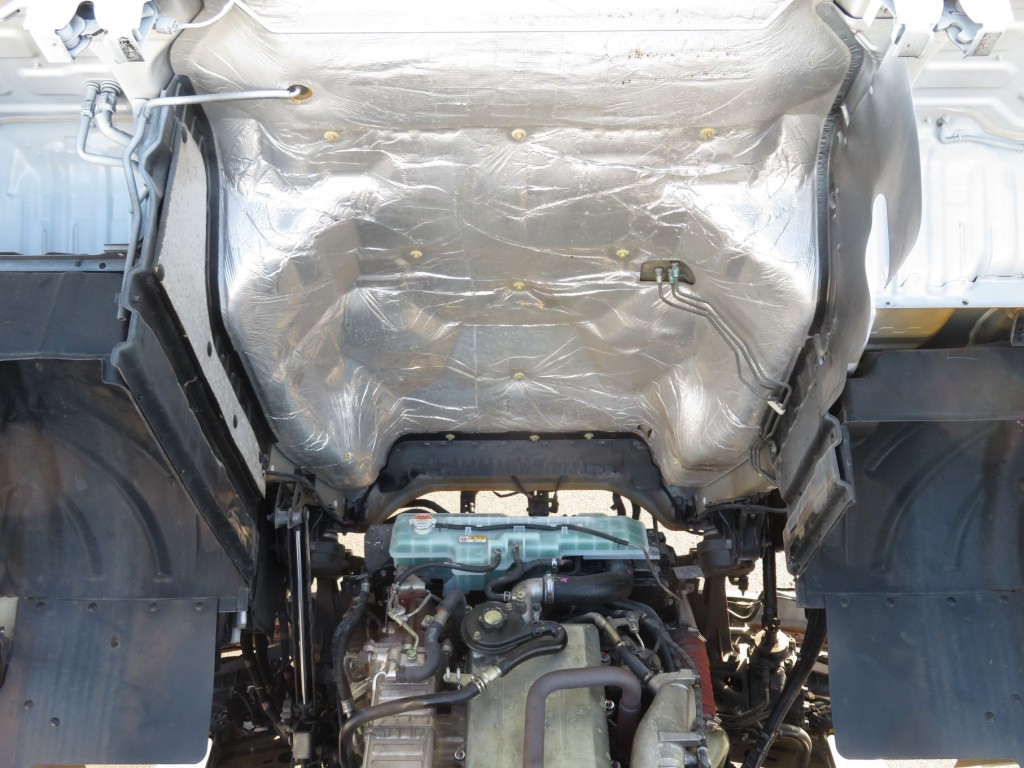 キャブ下面の状態です。|日野 プロフィア QDG-SS1EKDAの写真31