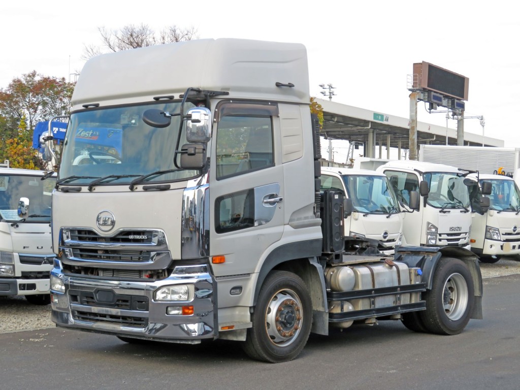 UDトラックス クオン QPG-GK5XABの写真1