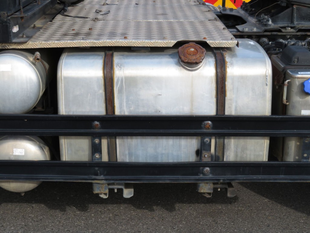 UDトラックス クオン QPG-GK5XABの写真19