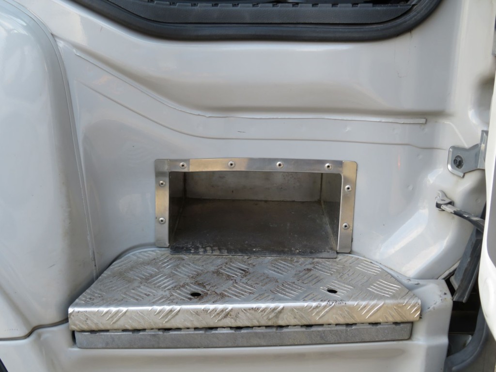 UDトラックス クオン QPG-GK5XABの写真46