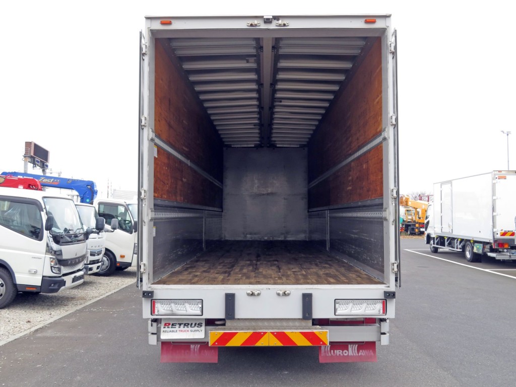 UDトラックス クオン 2PG-CG5CAの写真8