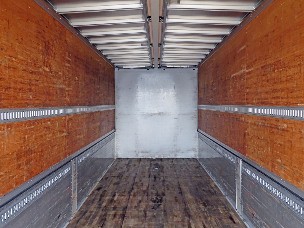 UDトラックス クオン 2PG-CG5CAの写真9