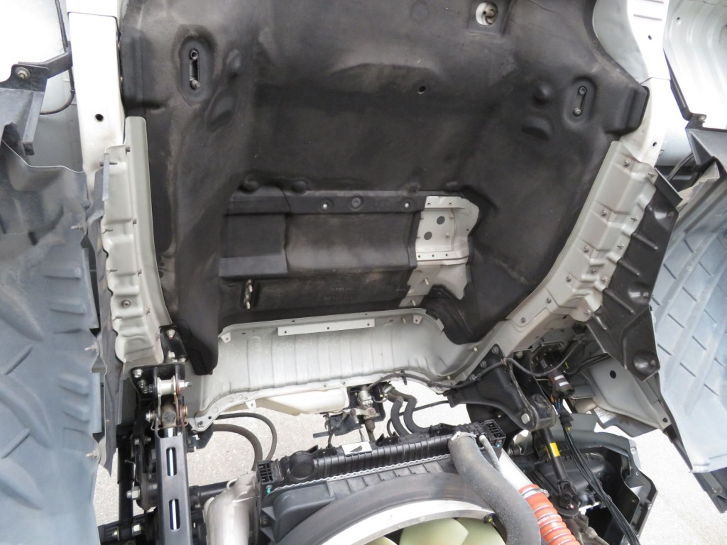 UDトラックス クオン 2PG-CG5CAの写真32