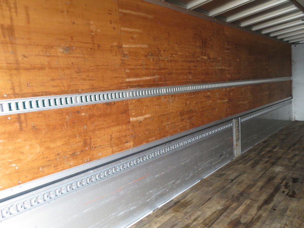 UDトラックス クオン 2PG-CG5CAの写真40