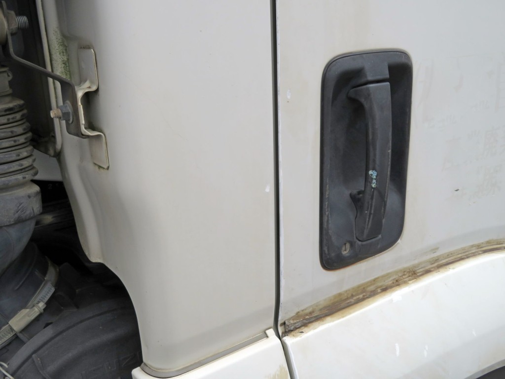 いすゞ フォワード TKG-FRR90S2(2WD)の写真12