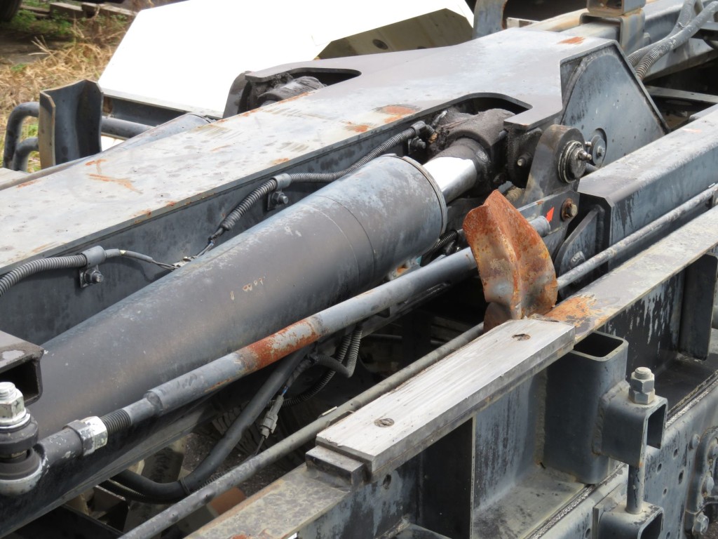 いすゞ フォワード TKG-FRR90S2(2WD)の写真17