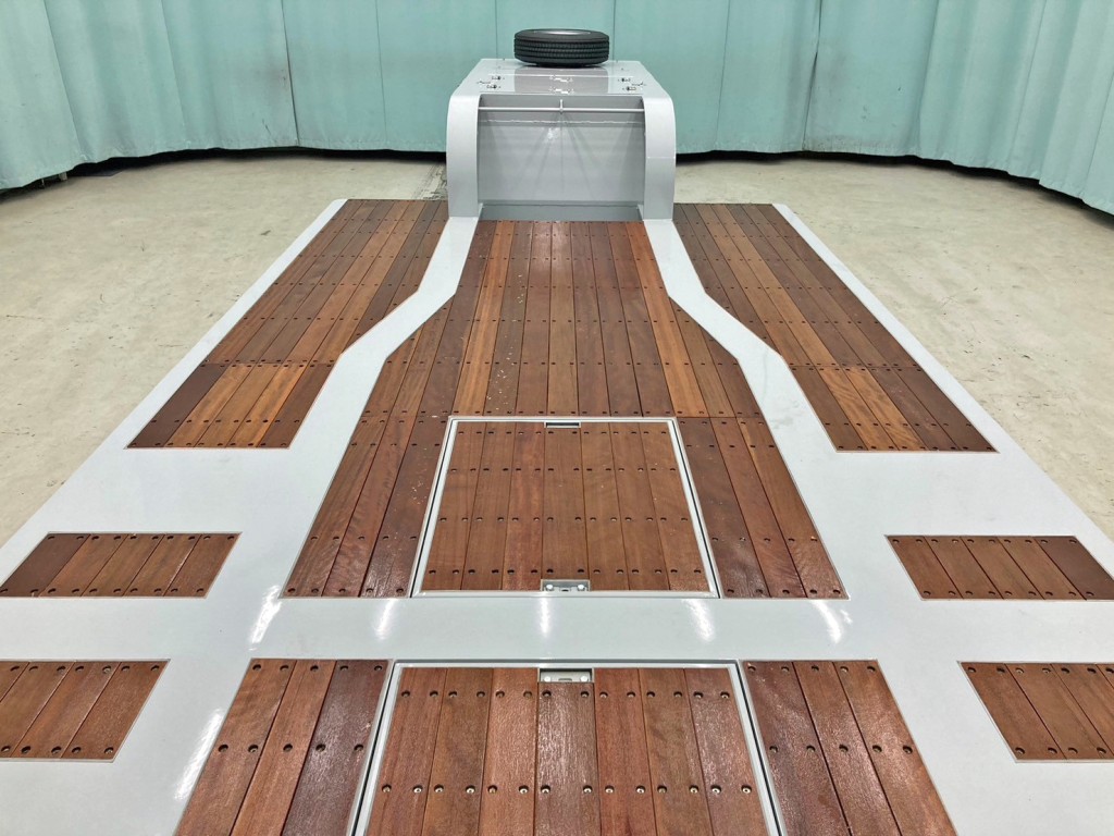 床は板張りです。|トレクス PLR430の写真10