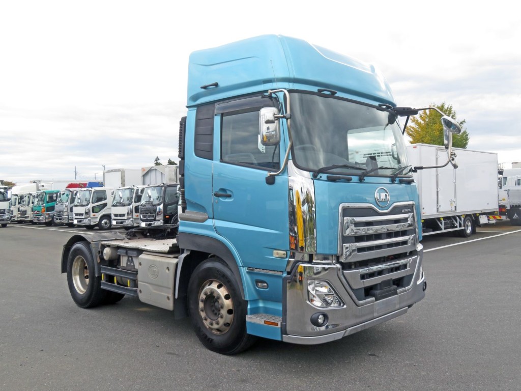 UDトラックス クオン 2PG-GK5AABの写真2