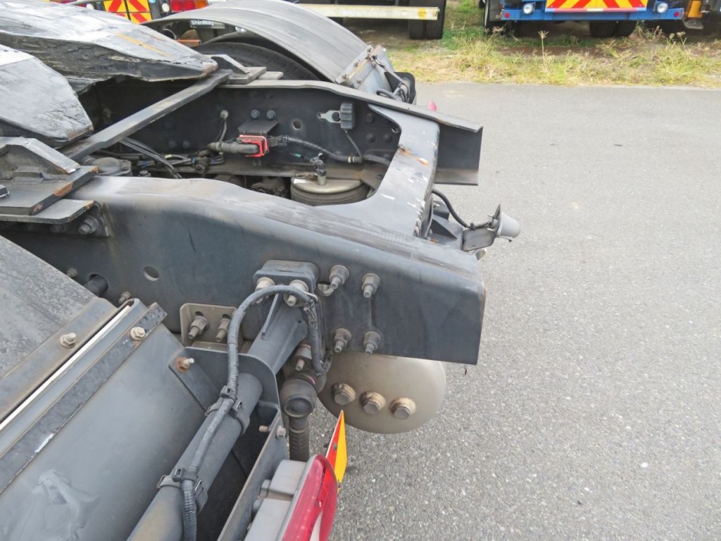 UDトラックス クオン 2PG-GK5AABの写真7