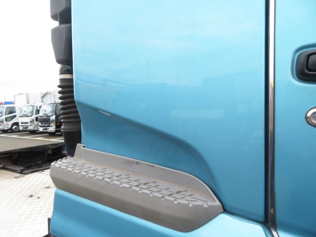 UDトラックス クオン 2PG-GK5AABの写真35