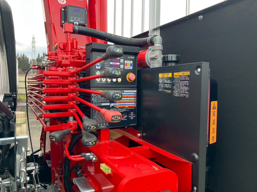 三菱 ファイター 2KG-FK62FZの写真21