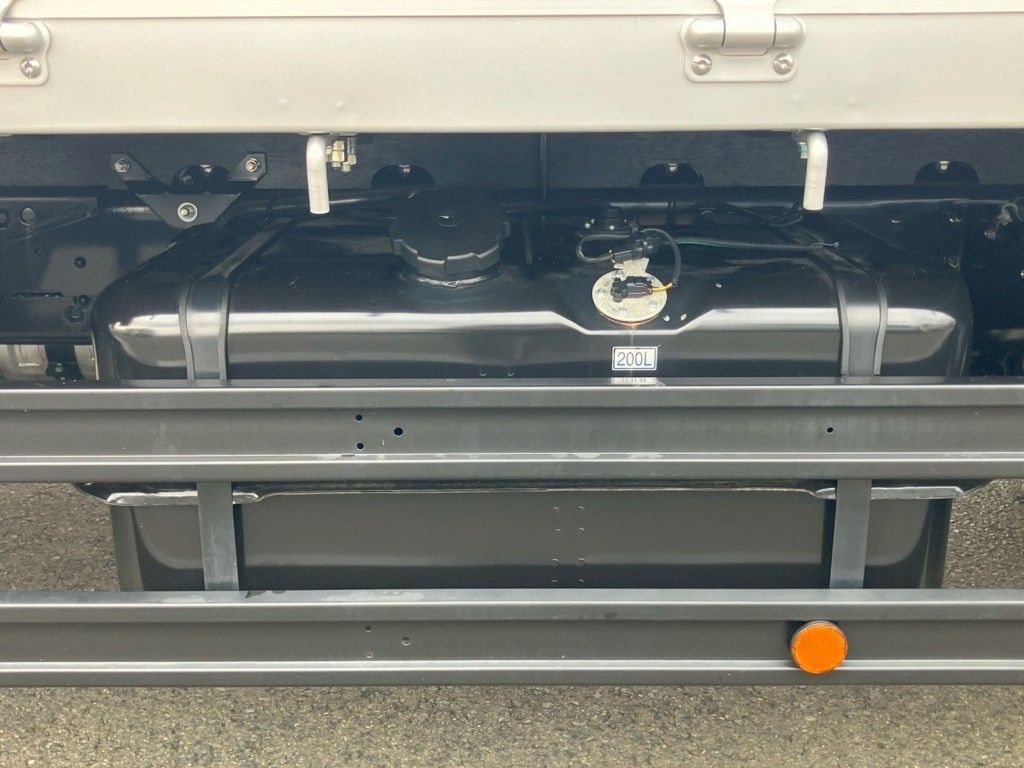 燃料タンクは200Lです。|三菱 ファイター 2KG-FK62FZの写真31