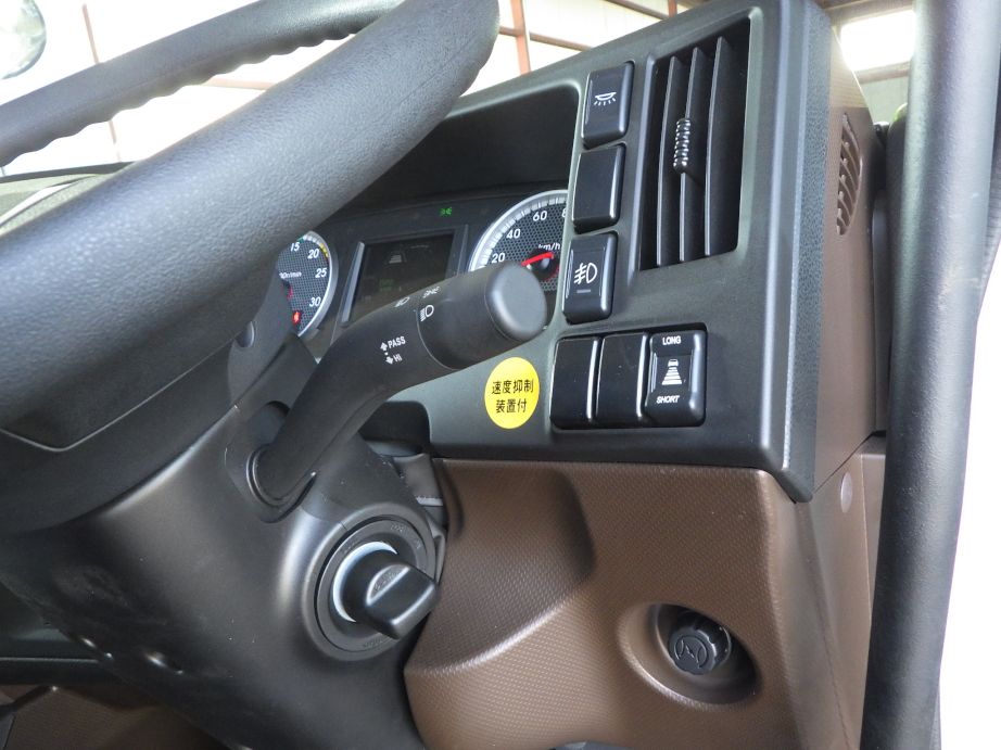 いすゞ ギガ 2RG-CXZ77DTの写真20