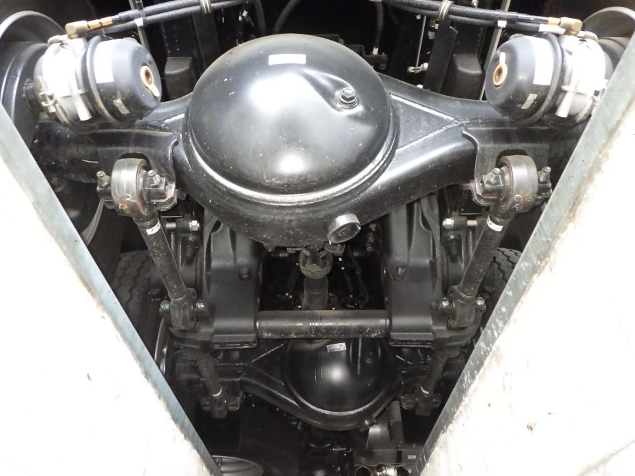 いすゞ ギガ 2RG-CXZ77DTの写真30