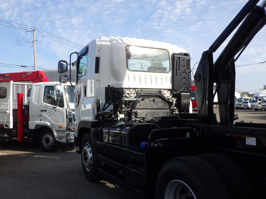 いすゞ ギガ 2RG-CXZ77DTの写真35