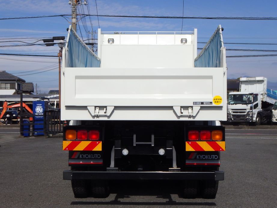 いすゞ ギガ 2RG-CXZ77DTの写真37