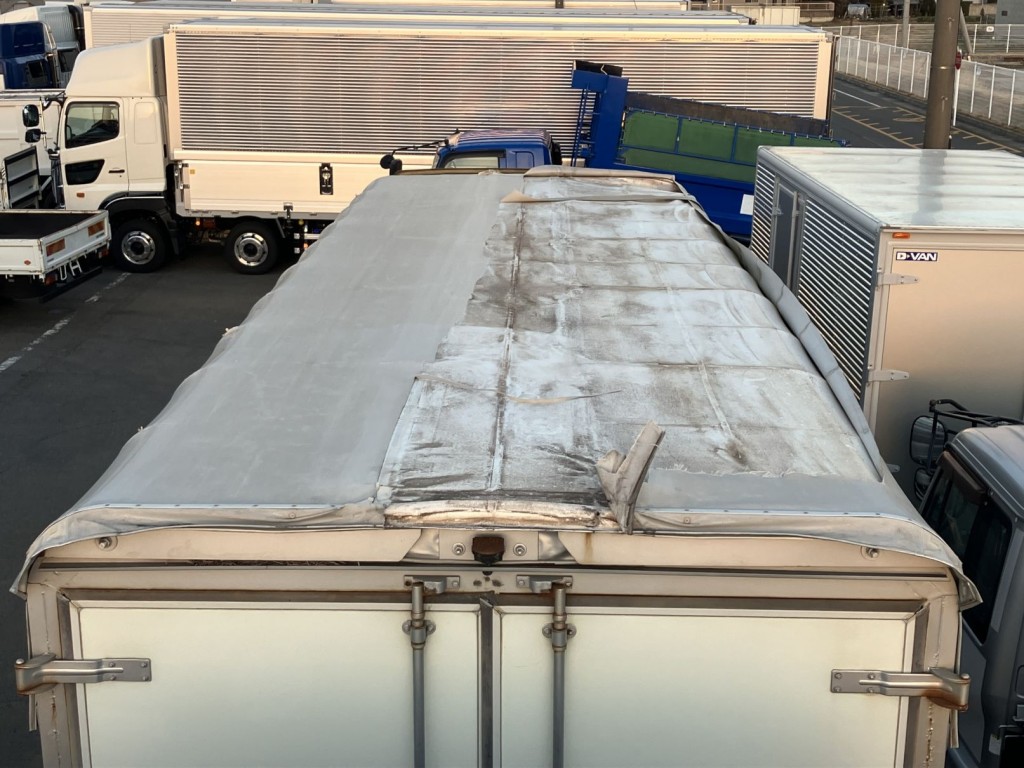 天井シートの状態です。|日野 レンジャー BKG-FD7JLYA(2WD)の写真25