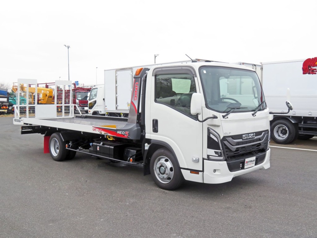 いすゞ エルフ 2RG-NPR88AM(2WD)の写真2