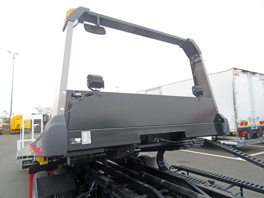 いすゞ エルフ 2RG-NPR88AM(2WD)の写真10