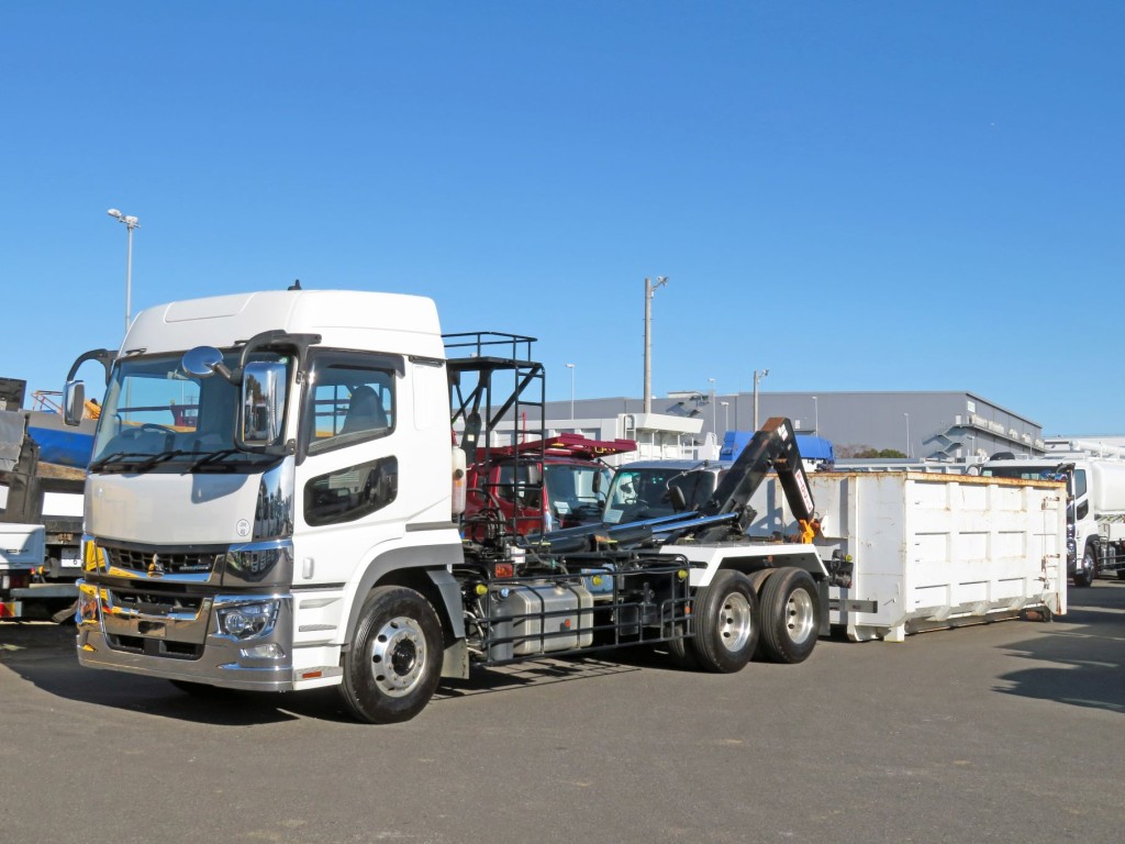 三菱 スーパーグレート 2KG-FV70HYの写真1