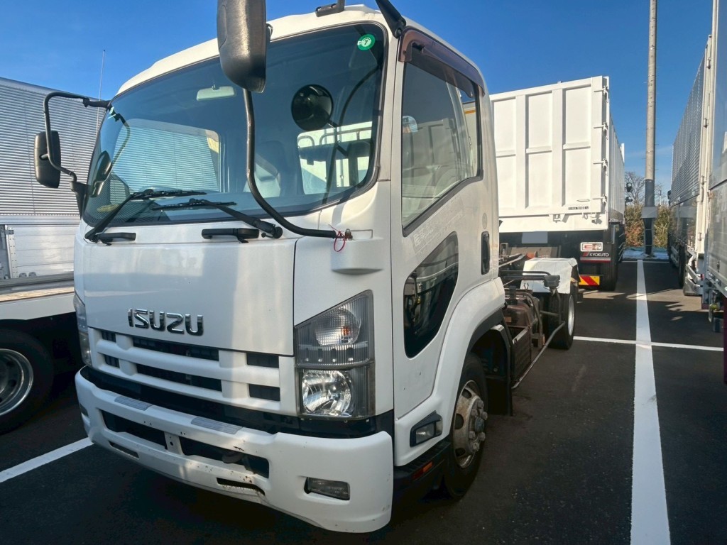 いすゞ フォワード SKG-FRR90S2(2WD)の写真1