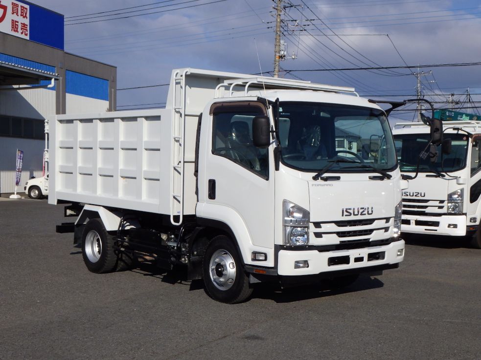 いすゞ フォワード 2PG-FRR90S1(2WD)の写真2