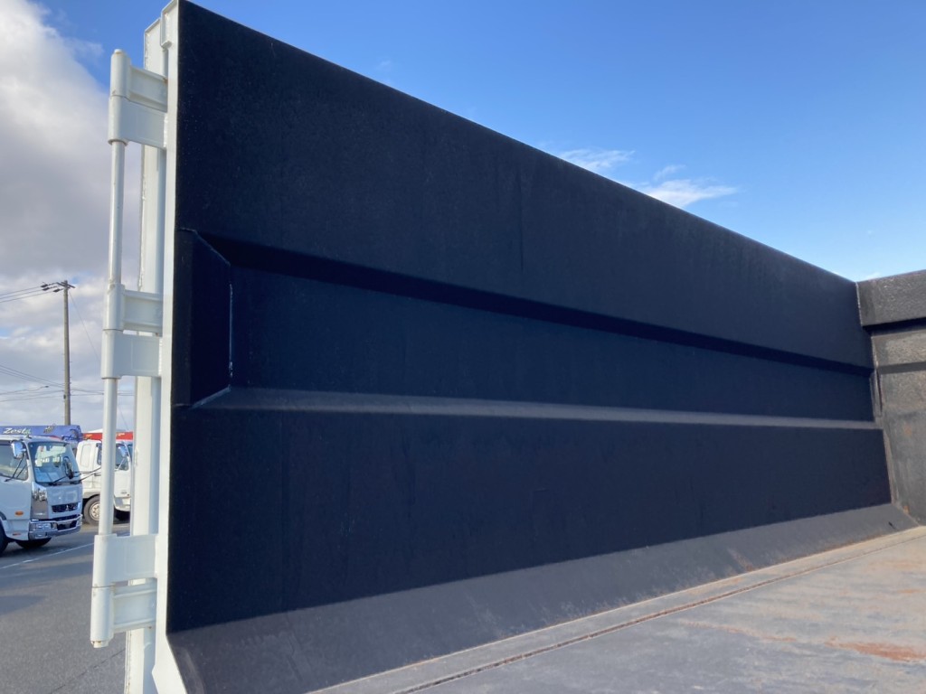 ボデーサイド裏の状態です。|いすゞ フォワード 2RG-FRR90S4(2WD)の写真18