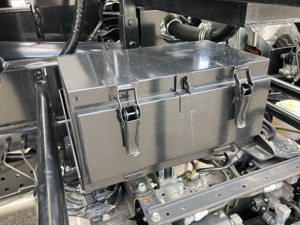 工具箱の状態です。|いすゞ フォワード 2RG-FRR90S4(2WD)の写真36