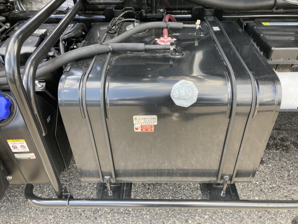 燃料タンクです。|いすゞ フォワード 2RG-FRR90S4(2WD)の写真42