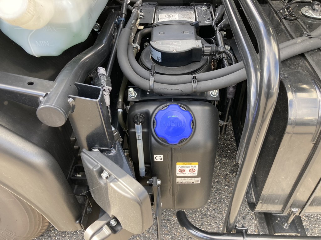 アドブルータンクです。|いすゞ フォワード 2RG-FRR90S4(2WD)の写真43