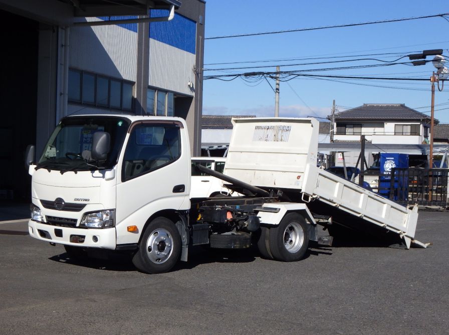 日野 デュトロ TKG-XZU620T(2WD)の写真1