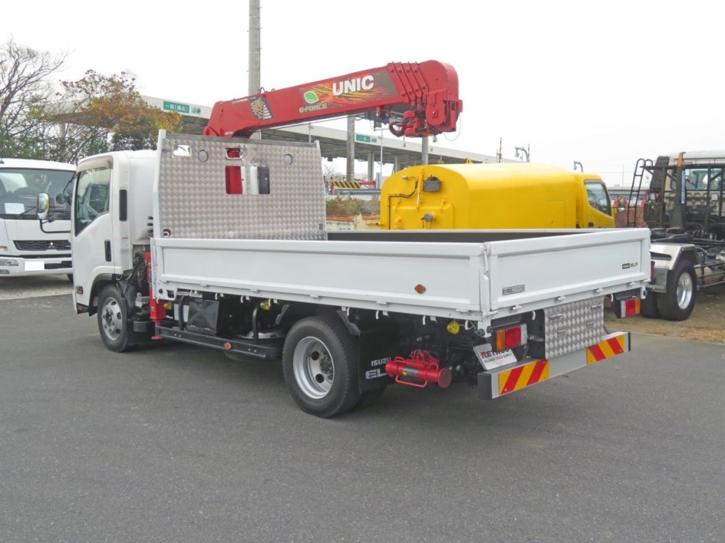 いすゞ エルフ TPG-NPR85N(2WD)の写真3