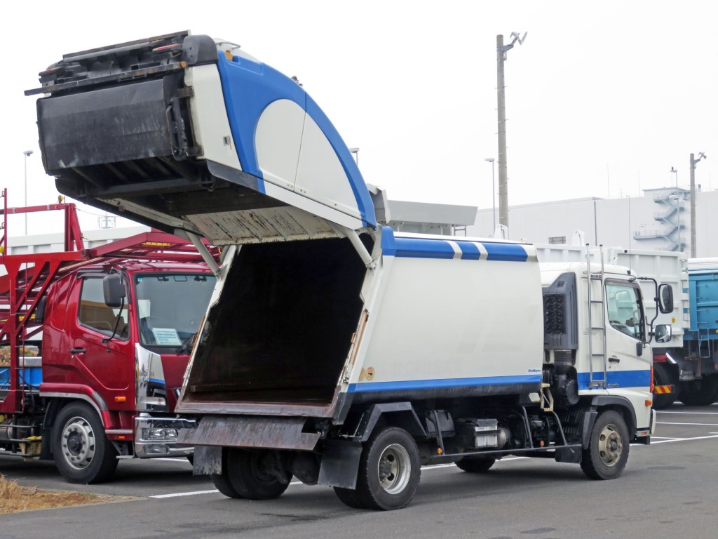 日野 レンジャー SDG-FD7JGAA(2WD)の写真4